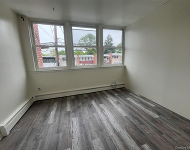 156 Coolidge Street - Photo Thumbnail 8