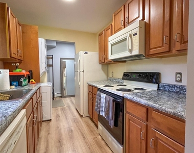 5 Loudon Drive - Photo Thumbnail 2