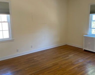 5003 Bell Boulevard - Photo Thumbnail 11