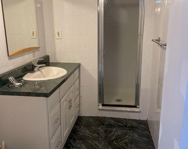 5003 Bell Boulevard - Photo Thumbnail 4