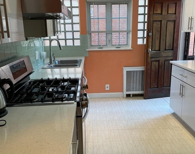 5003 Bell Boulevard - Photo Thumbnail 15