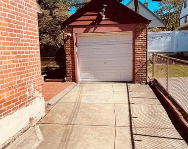 5003 Bell Boulevard - Photo Thumbnail 1