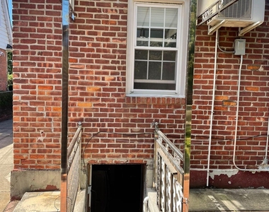5003 Bell Boulevard - Photo Thumbnail 2