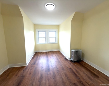 302 West Hudson - Photo Thumbnail 21