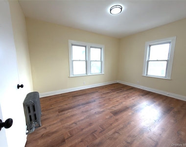 302 West Hudson - Photo Thumbnail 16
