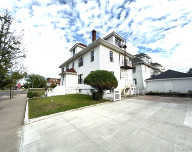 302 West Hudson - Photo Thumbnail 7
