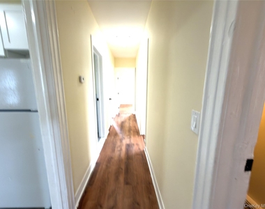 302 West Hudson - Photo Thumbnail 8