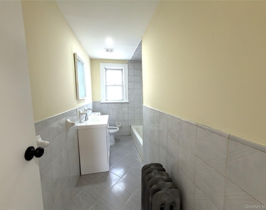302 West Hudson - Photo Thumbnail 14