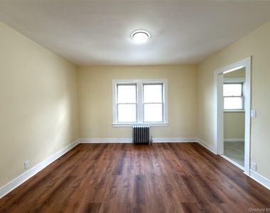 302 West Hudson - Photo Thumbnail 11