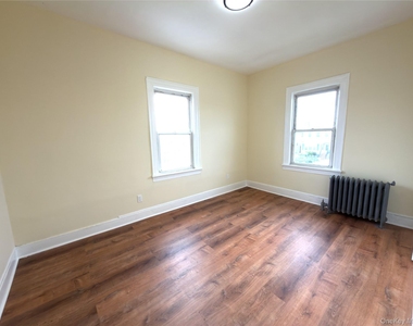 302 West Hudson - Photo Thumbnail 17