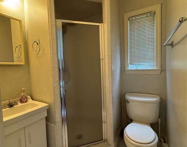 22 Bayview Court - Photo Thumbnail 14
