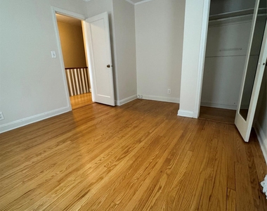 22 Bayview Court - Photo Thumbnail 15
