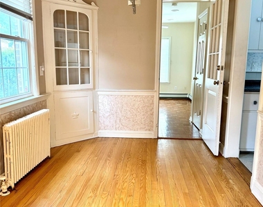 22 Bayview Court - Photo Thumbnail 9