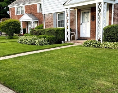 22 Bayview Court - Photo Thumbnail 1