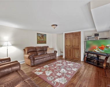 15 Inningwood Road - Photo Thumbnail 12