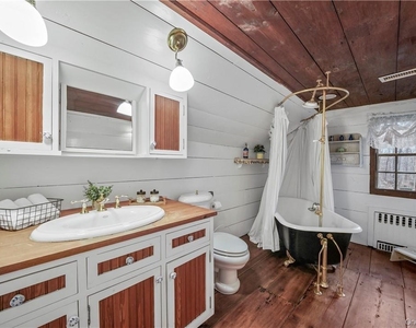 15 Inningwood Road - Photo Thumbnail 13
