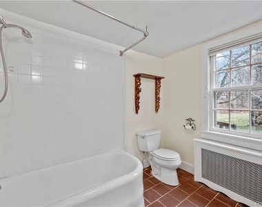15 Inningwood Road - Photo Thumbnail 21