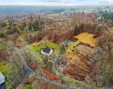 15 Inningwood Road - Photo Thumbnail 42