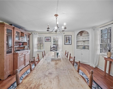 15 Inningwood Road - Photo Thumbnail 8