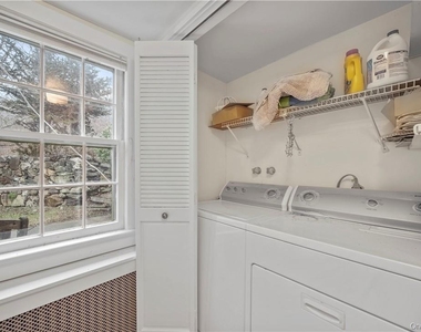 15 Inningwood Road - Photo Thumbnail 22