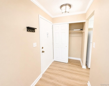 21 Village Park Drive - Photo Thumbnail 3