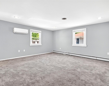 58 Samsondale Avenue - Photo Thumbnail 20