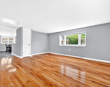 58 Samsondale Avenue - Photo Thumbnail 12
