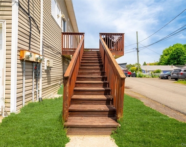 58 Samsondale Avenue - Photo Thumbnail 1