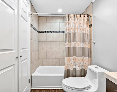58 Samsondale Avenue - Photo Thumbnail 19