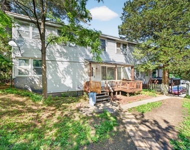 4 Montgomery Road - Photo Thumbnail 16