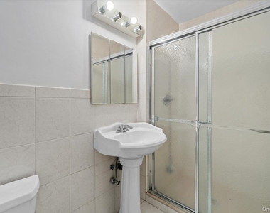 555 Central Park Avenue - Photo Thumbnail 14