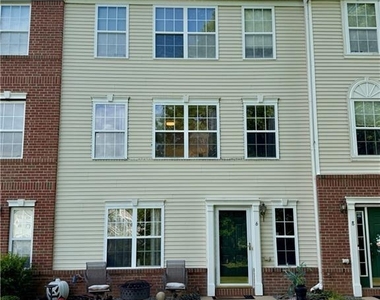 6 Marcinczyk Avenue - Photo Thumbnail 2