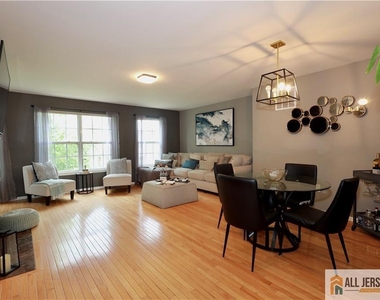 6 Marcinczyk Avenue - Photo Thumbnail 5