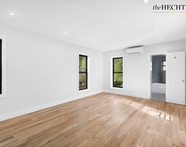 335 Crown Street - Photo Thumbnail 3