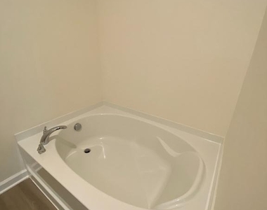 697 Rivanna Run - Photo Thumbnail 17