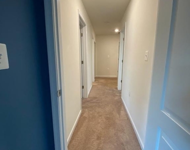 697 Rivanna Run - Photo Thumbnail 36