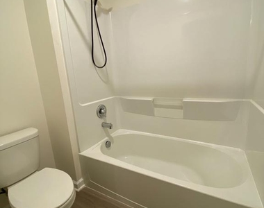 697 Rivanna Run - Photo Thumbnail 28