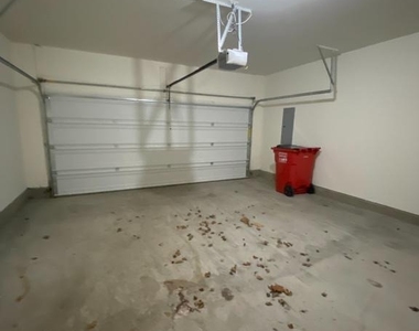 697 Rivanna Run - Photo Thumbnail 41