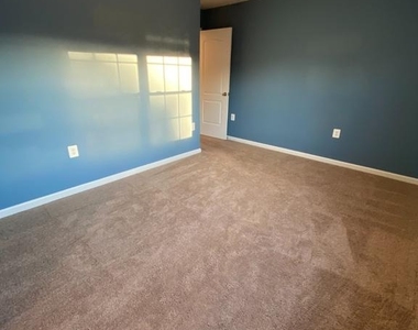 697 Rivanna Run - Photo Thumbnail 35