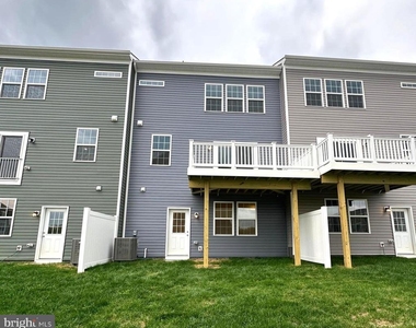 93 Stafford Pl - Photo Thumbnail 31