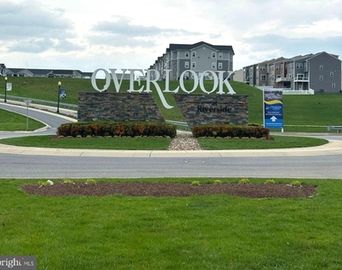 93 Stafford Pl - Photo Thumbnail 40