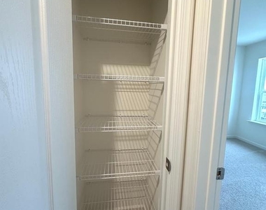 93 Stafford Pl - Photo Thumbnail 29