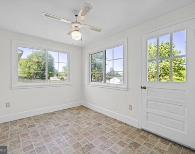 2917 First Street - Photo Thumbnail 19
