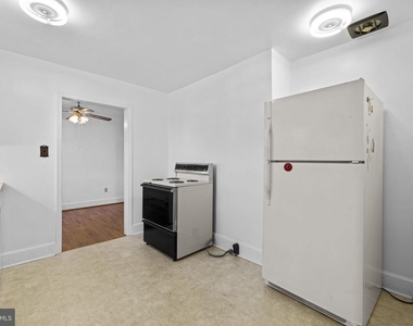 2917 First Street - Photo Thumbnail 9