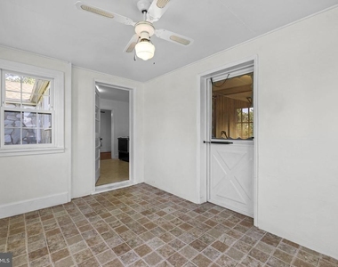 2917 First Street - Photo Thumbnail 18
