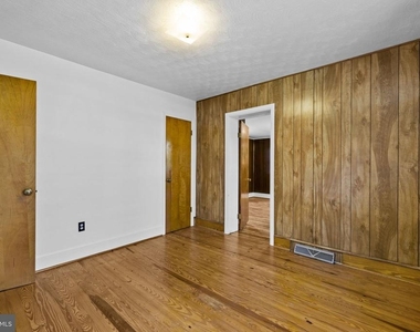 2917 First Street - Photo Thumbnail 25
