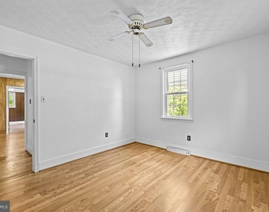 2917 First Street - Photo Thumbnail 28