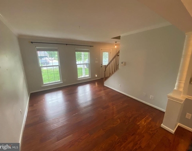 23 Stoneridge Court - Photo Thumbnail 4