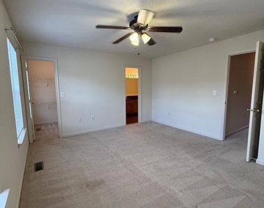 105 West Park Drive - Photo Thumbnail 14