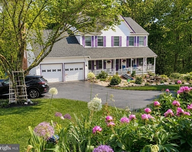 216 Stern Cove - Photo Thumbnail 18